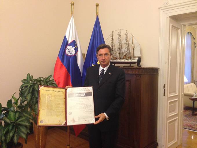 Predsednik republike Borut Pahor nominiran za mednarodno nagrado "Isa Beg Ishakovi"
